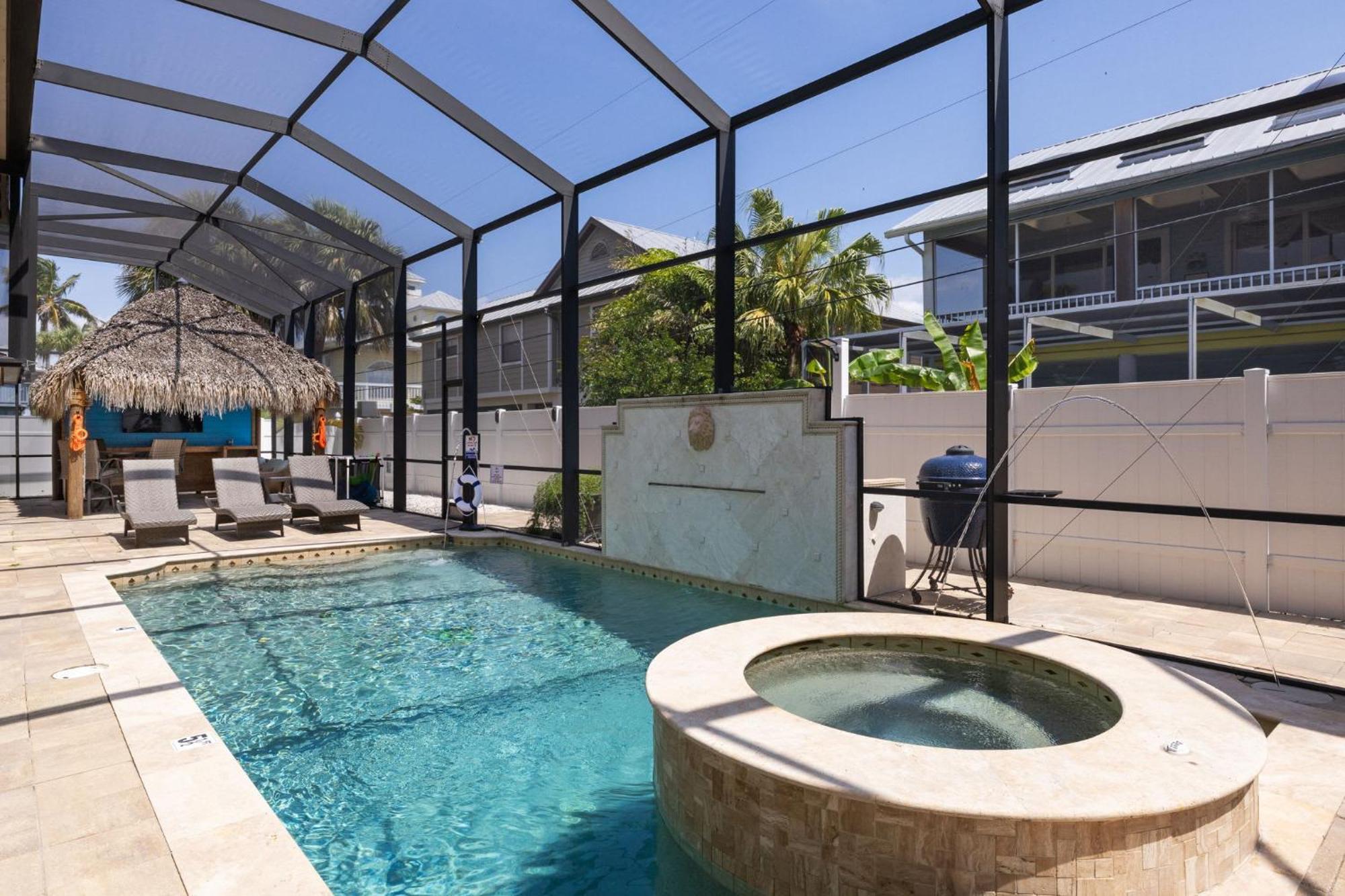 Gorgeous Beach Residence With Pool And Spa ฟอร์ตมายเยอร์สบีช ภายนอก รูปภาพ