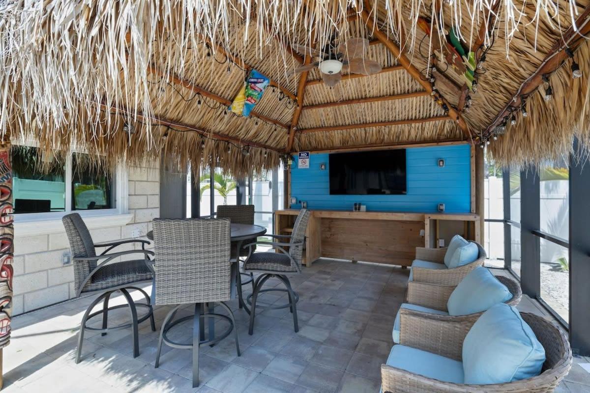 Gorgeous Beach Residence With Pool And Spa ฟอร์ตมายเยอร์สบีช ภายนอก รูปภาพ